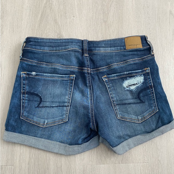 American Eagle, Denim Shorts, Size 8 - Picture 3 of 3